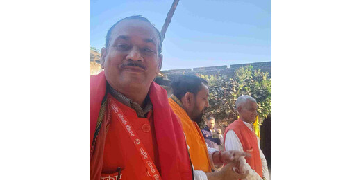 पंचाम मंदिर परिसर में योग शिविर का समापन, नियमित कक्षाओं के संचालन की घोषणा